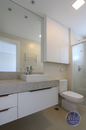 Imagem Apartamento com 3 Quartos para Alugar, 139 m² em Centro - Balneário Camboriú Imagem Apartamento com 3 Quartos para Alugar, 139 m² em Centro - Balneário Camboriú