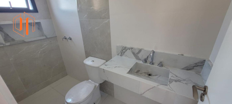 Imagem Sobrado com 3 Quartos à Venda, 104 m² em Cajuru - Curitiba