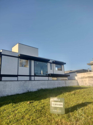 Imagem Casa com 3 Quartos à Venda, 310 m² em Piracangaguá - Taubaté Imagem Casa com 3 Quartos à Venda, 310 m² em Piracangaguá - Taubaté
