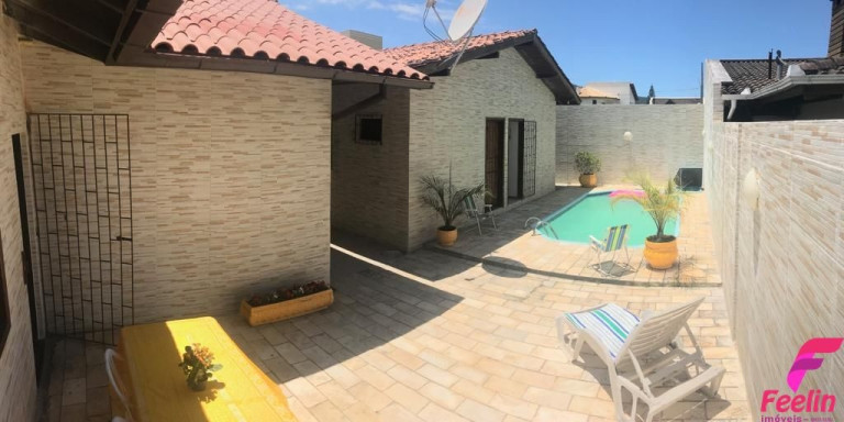 Imagem Casa com 5 Quartos à Venda, 208 m² em Pântano Do Sul - Florianópolis