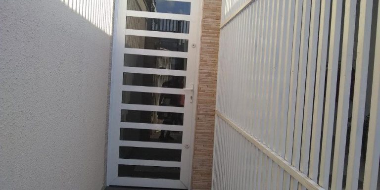Imagem Kitnet com 1 Quarto para Alugar, 35 m² em Jardim Santa Helena - Suzano Imagem Kitnet com 1 Quarto para Alugar, 35 m² em Jardim Santa Helena - Suzano