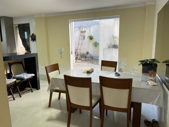 Imagem Casa com 3 Quartos à Venda, 311 m² em Pituaçu - Salvador