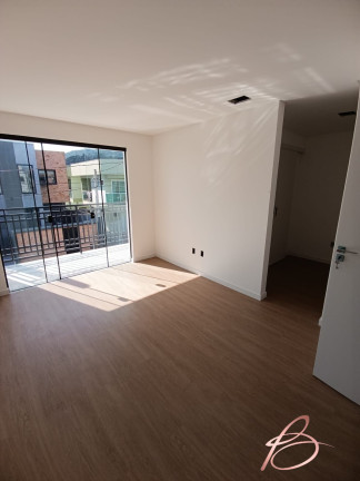 Imagem Sobrado com 3 Quartos à Venda, 172 m² em Dom Bosco - Itajaí