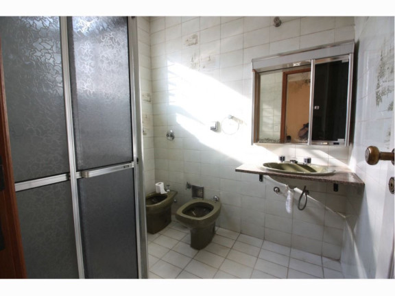 Imagem Casa com 4 Quartos à Venda, 400 m² em Vila Rosália - Guarulhos Imagem Casa com 4 Quartos à Venda, 400 m² em Vila Rosália - Guarulhos