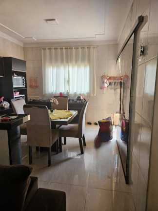 Imagem Casa com 5 Quartos à Venda, 360 m² em Vila Industrial - Arapongas Imagem Casa com 5 Quartos à Venda, 360 m² em Vila Industrial - Arapongas