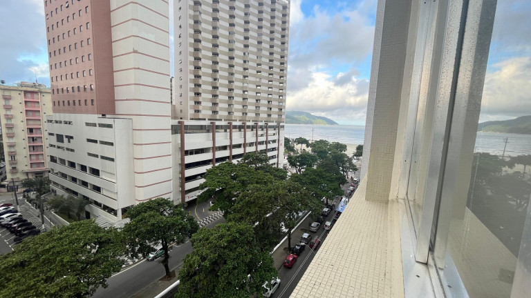 Apartamento com 3 Quartos à Venda, 300 m² em Gonzaga - Santos