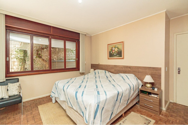 Imagem Casa com 3 Quartos à Venda, 186 m² em Passo Da Areia - Porto Alegre Imagem Casa com 3 Quartos à Venda, 186 m² em Passo Da Areia - Porto Alegre