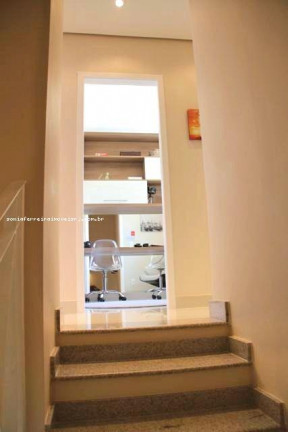 Imagem Casa com 3 Quartos à Venda, em Freguesia - Rio De Janeiro Imagem Casa com 3 Quartos à Venda, em Freguesia - Rio De Janeiro