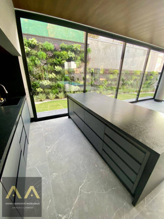 Imagem Casa com 4 Quartos à Venda, 546 m² em Alphaville - Santana De Parnaíba Imagem Casa com 4 Quartos à Venda, 546 m² em Alphaville - Santana De Parnaíba