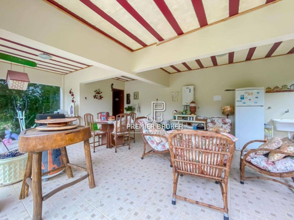 Imagem Casa com 3 Quartos à Venda, 147 m² em Albuquerque - Teresópolis Imagem Casa com 3 Quartos à Venda, 147 m² em Albuquerque - Teresópolis