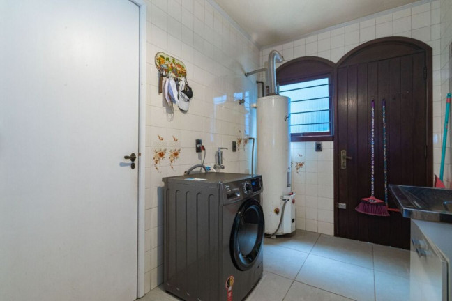 Imagem Imóvel com 3 Quartos à Venda,  em Jardim Planalto - Porto Alegre
