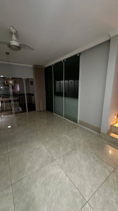 Imagem Casa com 4 Quartos à Venda,  em Goiabeiras - Cuiabá
