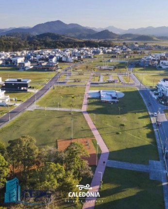 Imagem Casa de Condomínio com 3 Quartos à Venda, 375 m² em Areias - Camboriú Imagem Casa de Condomínio com 3 Quartos à Venda, 375 m² em Areias - Camboriú
