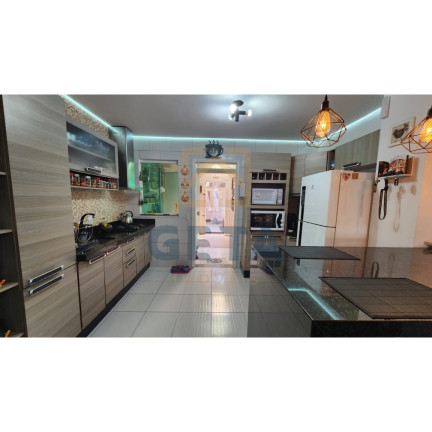 Imagem Sobrado com 2 Quartos à Venda, 60 m² em Centro - Camboriú Imagem Sobrado com 2 Quartos à Venda, 60 m² em Centro - Camboriú