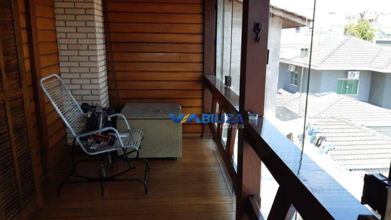 Imagem Sobrado com 3 Quartos à Venda, 250 m² em Aruja 5 - Arujá Imagem Sobrado com 3 Quartos à Venda, 250 m² em Aruja 5 - Arujá