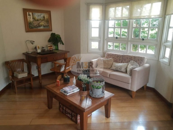 Imagem Casa com 4 Quartos à Venda, 246 m² em Logradouro - Nova Petrópolis