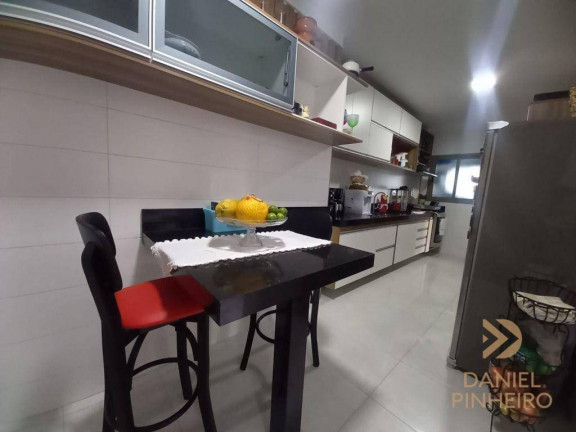 Imagem Apartamento com 3 Quartos à Venda, 130 m² em Canto Do Forte - Praia Grande