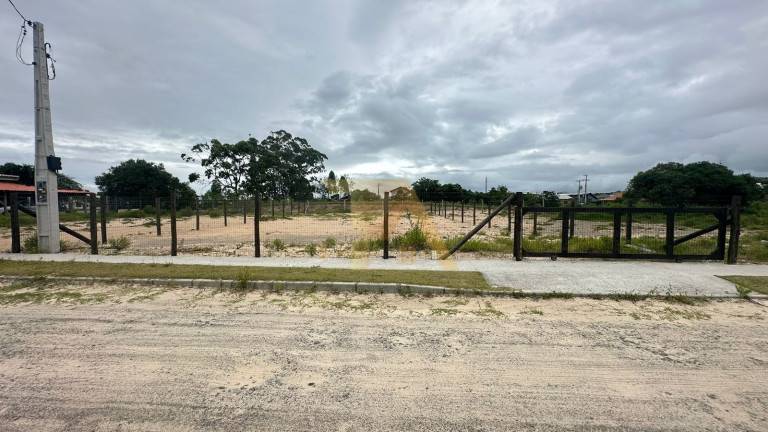 Terreno à Venda,  em Ibiraquera - Imbituba