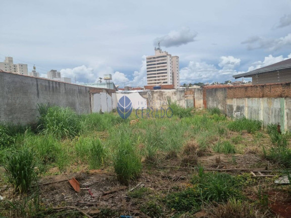 Imagem Terreno à Venda, 360 m² em Maracanã - Anápolis