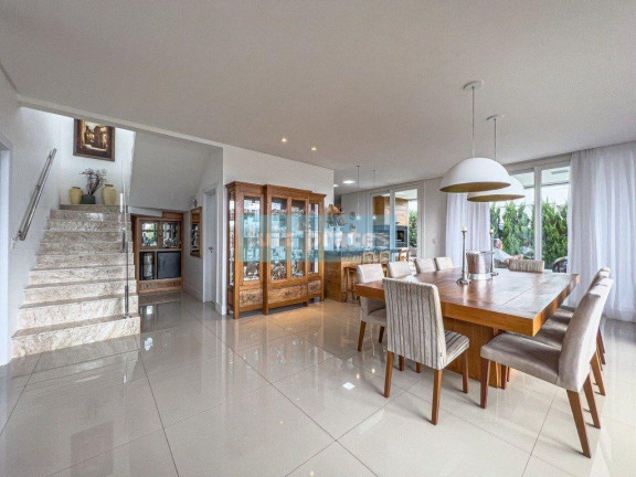 Imagem Casa com 5 Quartos à Venda, 380 m² em Centro - Xangri-lá