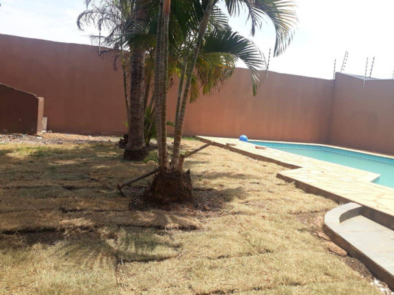 Imagem Casa com 4 Quartos à Venda, 518 m² em Cuiabá Imagem Casa com 4 Quartos à Venda, 518 m² em Cuiabá
