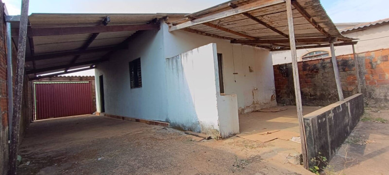 Imagem Casa com 2 Quartos à Venda, 300 m² em Parque Residencial Das Flores - Anápolis