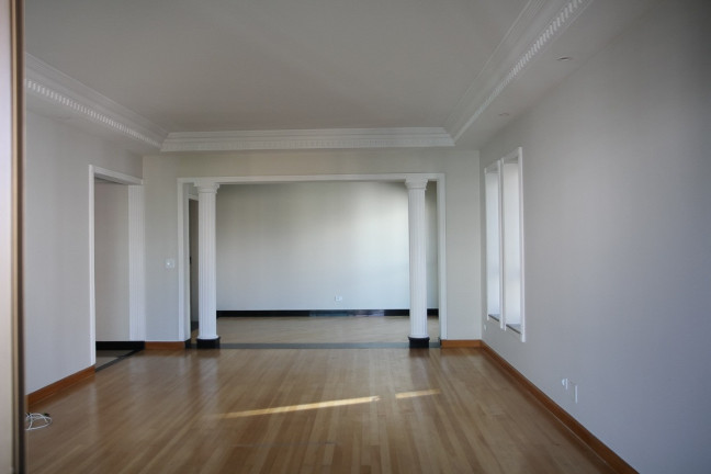 Imagem Apartamento com 3 Quartos à Venda, 243 m² em Vila Suzana - São Paulo