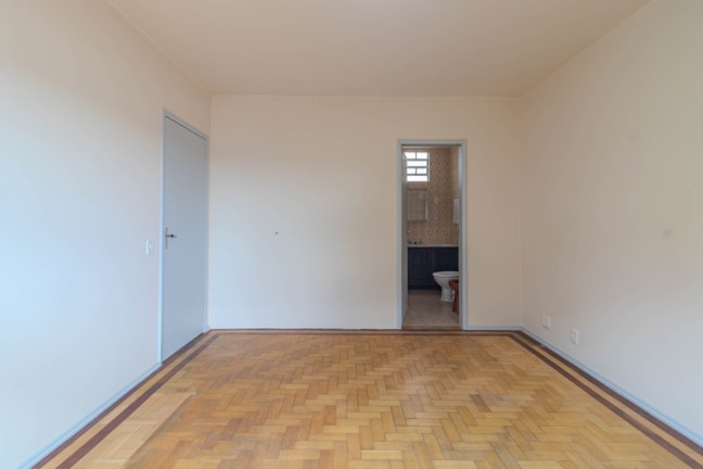 Imagem Casa com 3 Quartos à Venda, 259 m² em Bom Jesus - Porto Alegre