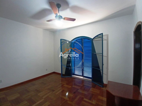 Imagem Casa com 3 Quartos à Venda, 252 m² em Vila Melo - Mogi Mirim