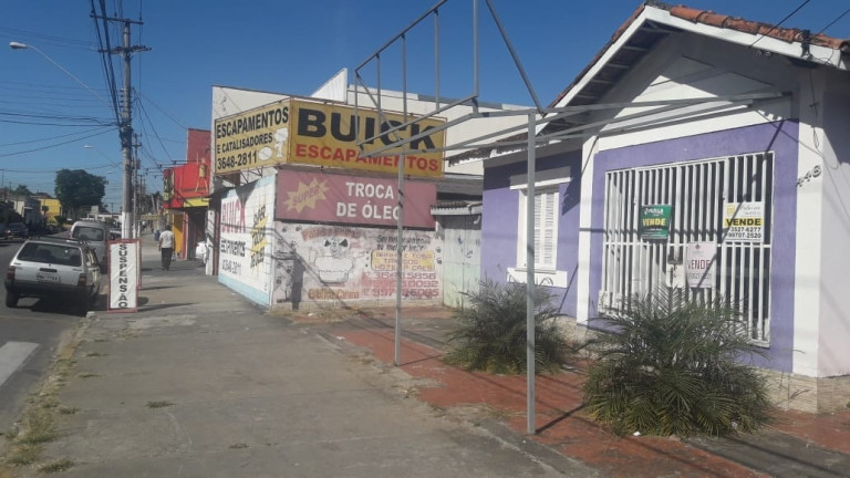 Imagem Casa com 3 Quartos à Venda, 347 m² em Centro - Pindamonhangaba