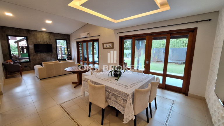 Imagem Casa de Condomínio com 3 Quartos à Venda, 221 m² em Chácara Do Refúgio - Carapicuíba