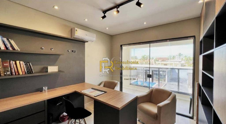 Imagem Casa com 4 Quartos à Venda, 500 m² em Balneário Flórida - Praia Grande Imagem Casa com 4 Quartos à Venda, 500 m² em Balneário Flórida - Praia Grande