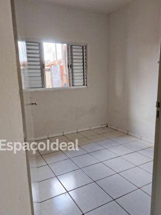Imagem Casa com 2 Quartos para Alugar, 52 m² em Residencial Santa Terezinha I - Lençóis Paulista