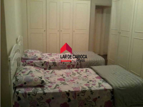Imagem Apartamento com 2 Quartos à Venda, 65 m² em Copacabana - Rio De Janeiro