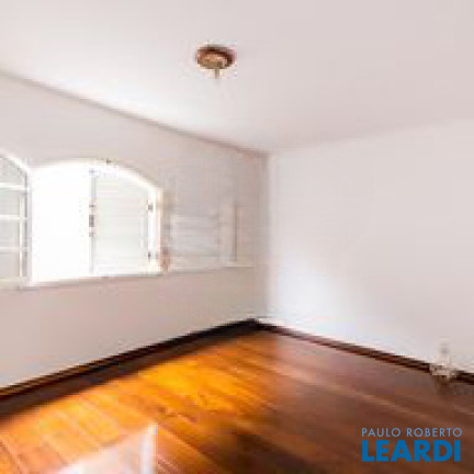 Imagem Sobrado com 3 Quartos à Venda, 125 m² em Jardim Rina - Santo André Imagem Sobrado com 3 Quartos à Venda, 125 m² em Jardim Rina - Santo André