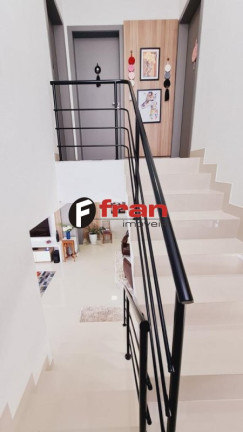 Imagem Casa com 3 Quartos à Venda, 280 m² em Córrego Grande - Florianópolis Imagem Casa com 3 Quartos à Venda, 280 m² em Córrego Grande - Florianópolis