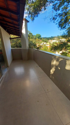 Imagem Casa com 6 Quartos à Venda,  em Braunes - Nova Friburgo