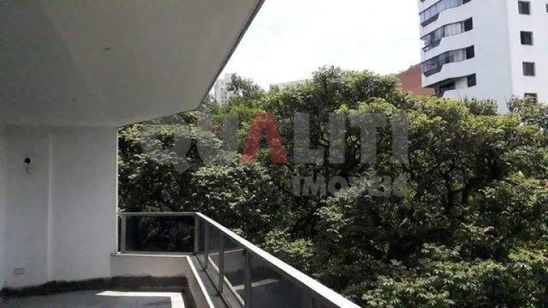 Imagem Apartamento com 4 Quartos à Venda, 320 m² em Brooklin - São Paulo Imagem Apartamento com 4 Quartos à Venda, 320 m² em Brooklin - São Paulo
