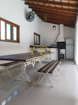 Imagem Casa com 3 Quartos à Venda, 259 m² em Mairiporã Imagem Casa com 3 Quartos à Venda, 259 m² em Mairiporã