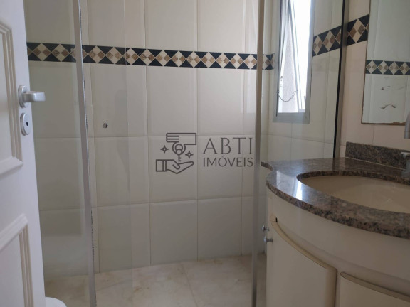 Imagem Apartamento com 3 Quartos para Alugar, 200 m² em Moema - São Paulo
