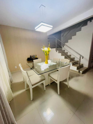 Imagem Casa com 3 Quartos à Venda, 180 m² em Buraquinho - Lauro De Freitas Imagem Casa com 3 Quartos à Venda, 180 m² em Buraquinho - Lauro De Freitas
