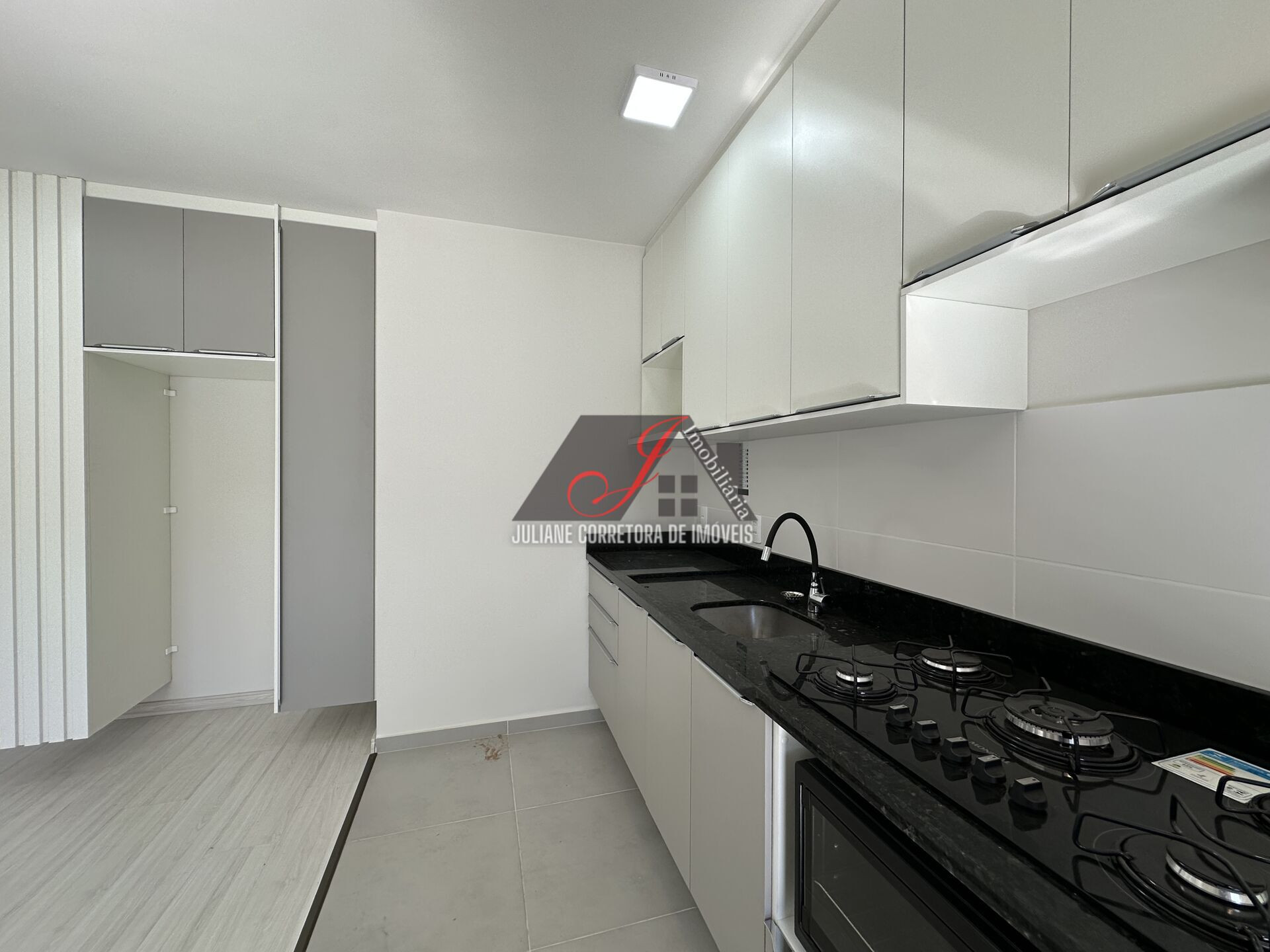 Imagem Apartamento com 2 Quartos à Venda, 55 m² em Campo Comprido - Curitiba Imagem Apartamento com 2 Quartos à Venda, 55 m² em Campo Comprido - Curitiba