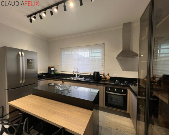 Imagem Casa com 3 Quartos à Venda, 140 m² em Canto Do Forte - Praia Grande Imagem Casa com 3 Quartos à Venda, 140 m² em Canto Do Forte - Praia Grande