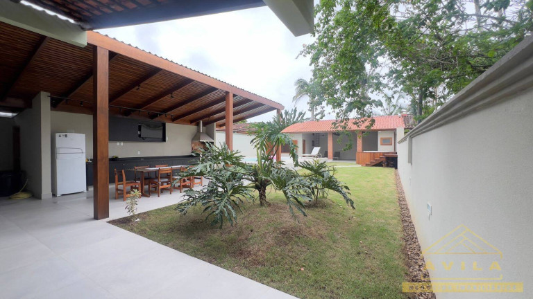 Imagem Casa com 4 Quartos à Venda, em Bertioga Imagem Casa com 4 Quartos à Venda, em Bertioga
