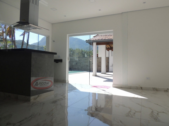 Imagem Casa com 4 Quartos à Venda, 320 m² em Horto Florestal - Ubatuba Imagem Casa com 4 Quartos à Venda, 320 m² em Horto Florestal - Ubatuba