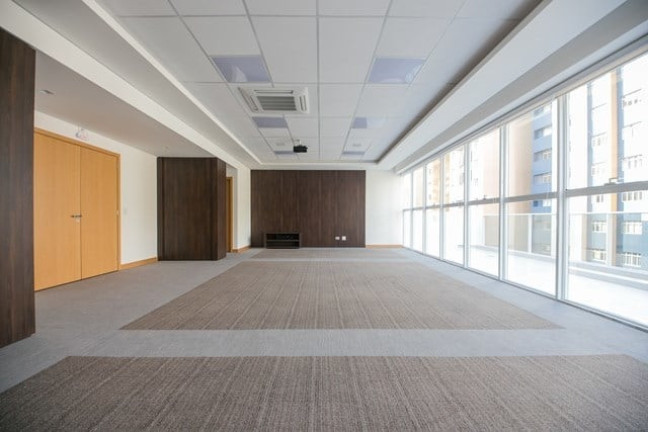 Imagem Sala Comercial à Venda, 43 m² em Batel - Curitiba Imagem Sala Comercial à Venda, 43 m² em Batel - Curitiba