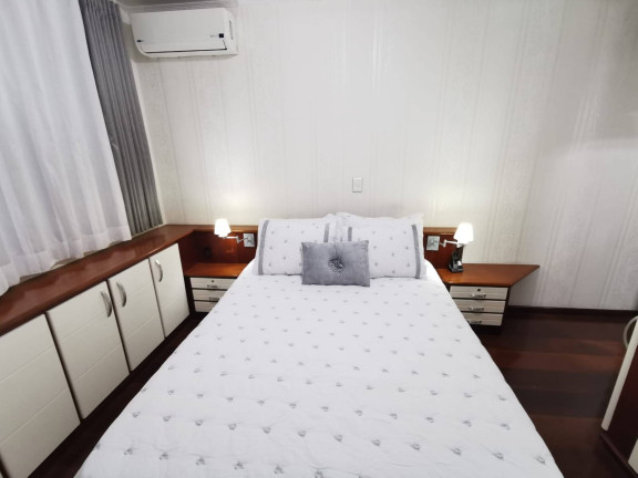 Imagem Casa com 3 Quartos à Venda, 250 m² em Jardim Stella - Santo André