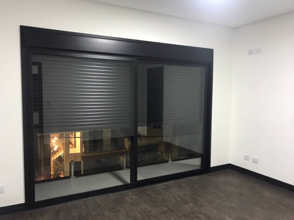 Imagem Casa com 3 Quartos à Venda, 254 m² em Suru - Santana De Parnaíba