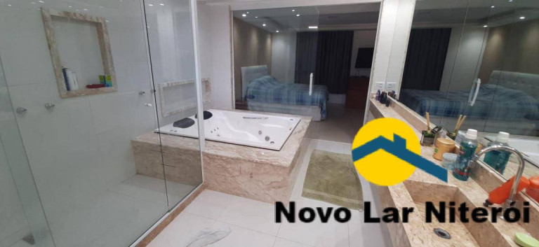 Imagem Casa com 3 Quartos à Venda, 400 m² em Piratininga - Niterói