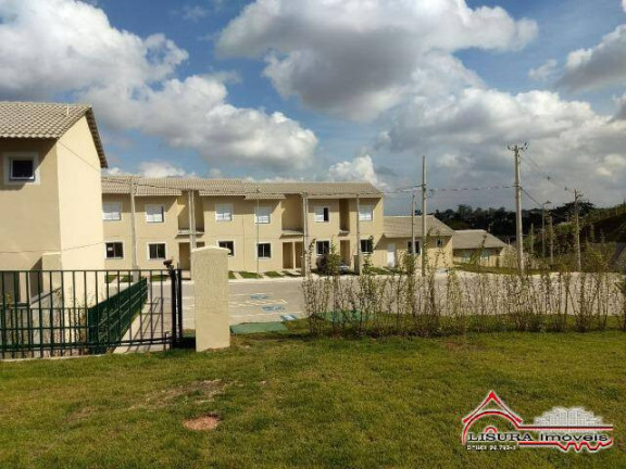 Casa de Condomínio com 2 Quartos à Venda, 56 m² em Jardim Colônia - Jacareí